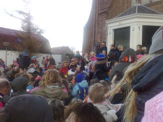 en sint, klaak volgens mathijs, is ook weer aangekomen