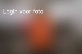 En zijn grote zus vindt het allemaal prachtig...