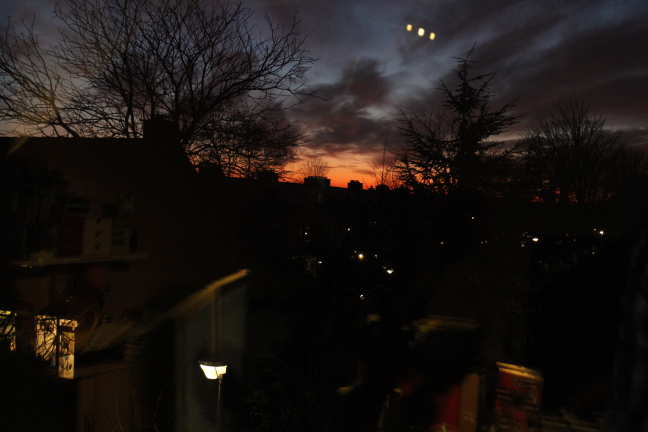 Mooie luchten zo vanaf mijn zoldertje...was ook wel een mooie dag!