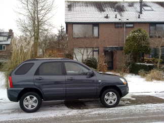 En hij staat voor de deur!