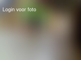 Die jongen kan echt strak aanspelen...met een spar-poppetje