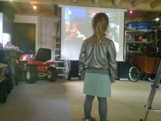 Scherm wordt gekeurd met K3