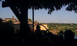 Gezellige dag afsluiten met lekker diner met zn achten