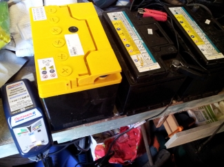 Bootaccu's maar binnen gehaald met deze vrieskou!