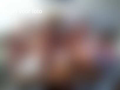 De Meidenparty is begonnen, met sateh van de Cobb