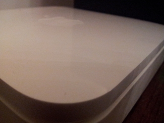 Mijn haat-liefde verhouding met Apple is deze week weer bevestigd. Gekloonde met film naar een ipad en daarna een Airport extreme