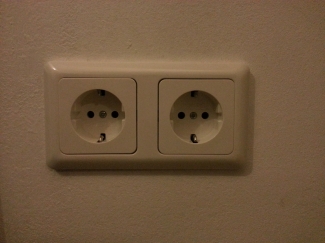 Moest dat nou een jaar duren, die twee even afmonteren... 