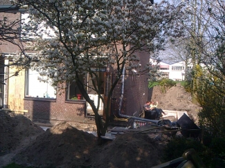 Vrijdagmiddag borrel in de uitbouw 