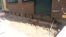 Gaten voor de binten