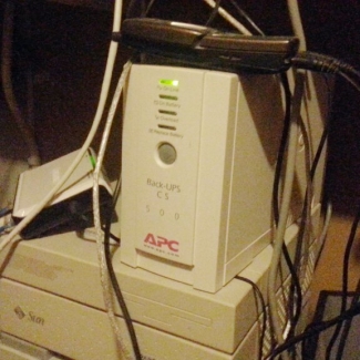 Aanrader bij verbouwing : UPS!  Eerste powerfailure was een feit