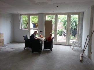 Eindelijk weer eens binnen eten.. Primeur! 