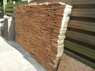 Vloer => kachelhout... 