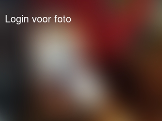 Eline vermaakt zich prima