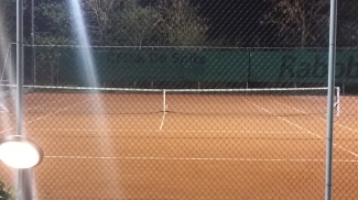 Nog maar ff balletje meppen om het weekend te starten