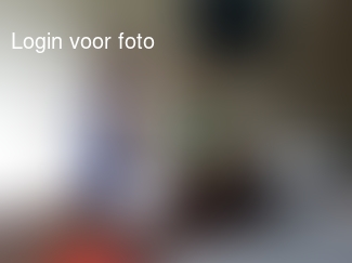 De dames hebben paaskoekjes gebakken