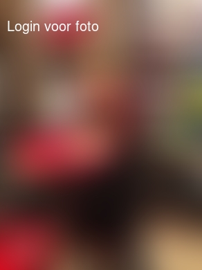 Morgen op zijn nieuwe nikes tegen Kagia uit... Ben benieuwd ;) 