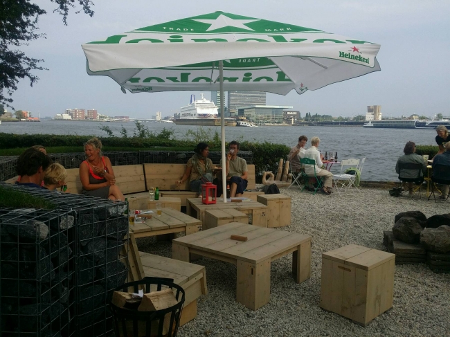 Wat een uniek plekje gisterenavond om te eten en drinken