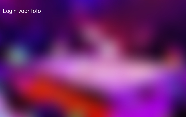 Prachtig breakdance optreden en Eline in de bediening #dinershow