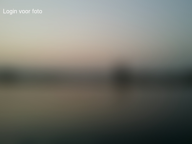 Zou nachtje met Mathijs op het meer gaan pitten. Helemaal voor anker, staat er een accu te koken.... Toch maar weer naar huis. Later een nieuwe poging