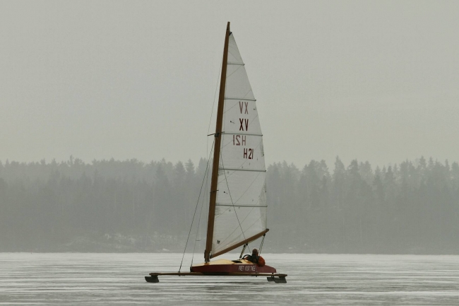 Nog steeds te weinig wind maar er is gezeild