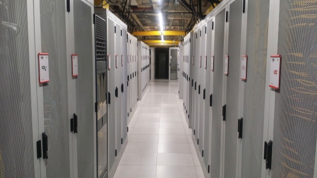 Nachtje kabels prikken