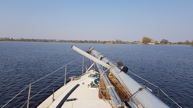 Mast erop en naar nieuwe ligplaats